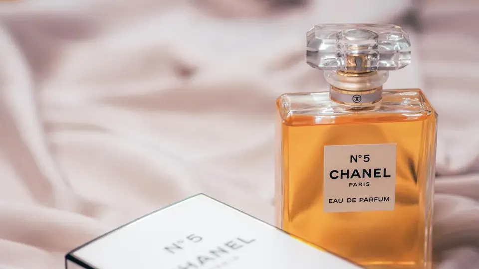 История бренда Issey Miyake